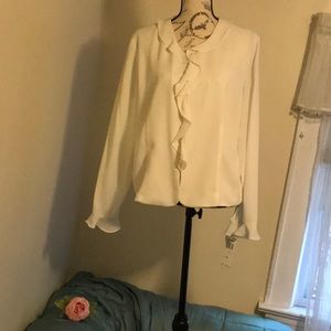 NEW Pendleton Ivory Ruffle Front Blouse